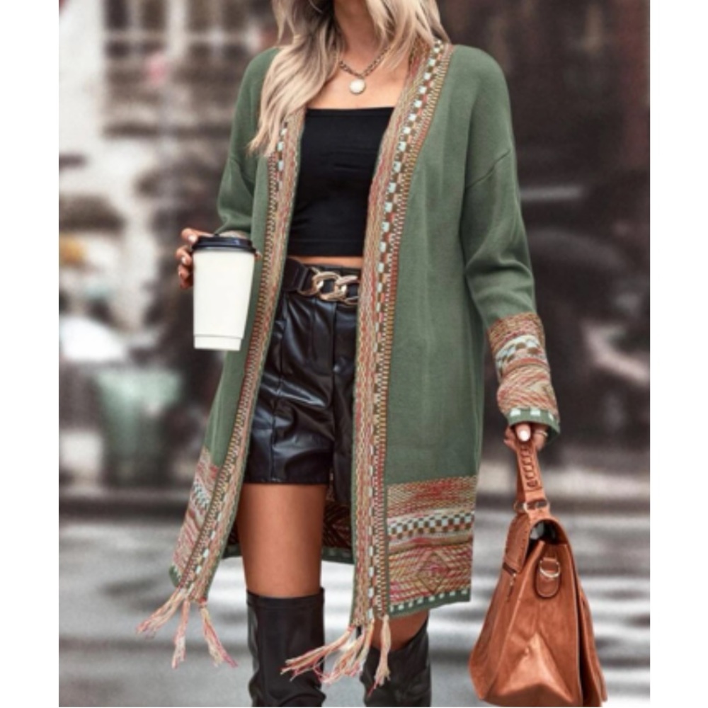 Cozy geo print frill trim cardigan